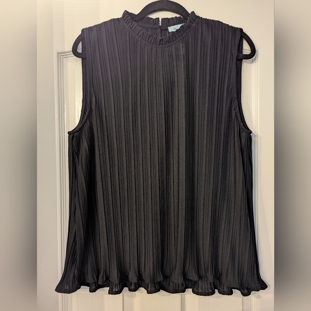 Elegant Black Sleeveless Top